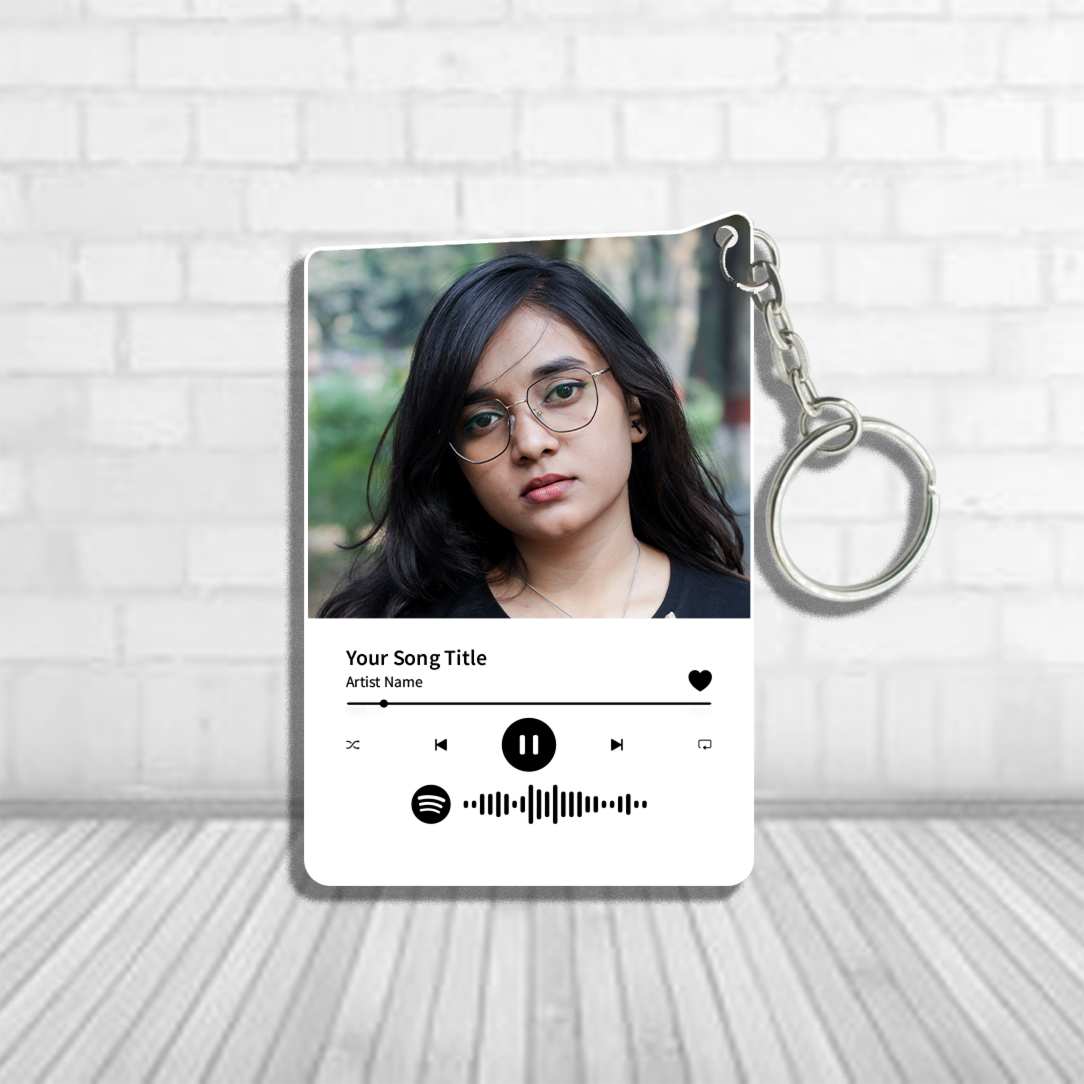 Modern Style Personalized Photo Avatar Spotify Music Code Keychain in Six Colors