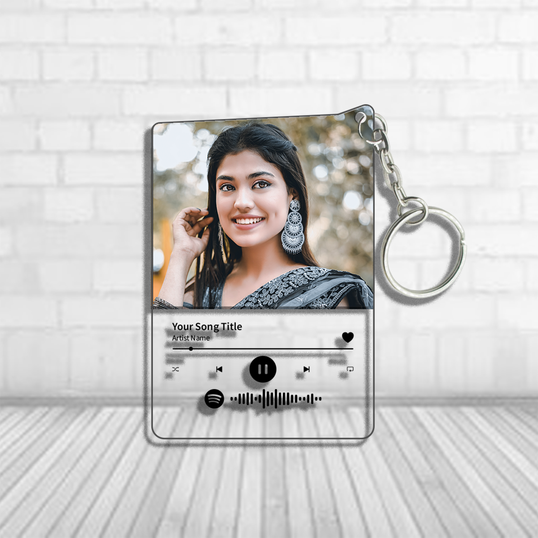 Modern Style Personalized Photo Avatar Spotify Music Code Keychain in Six Colors