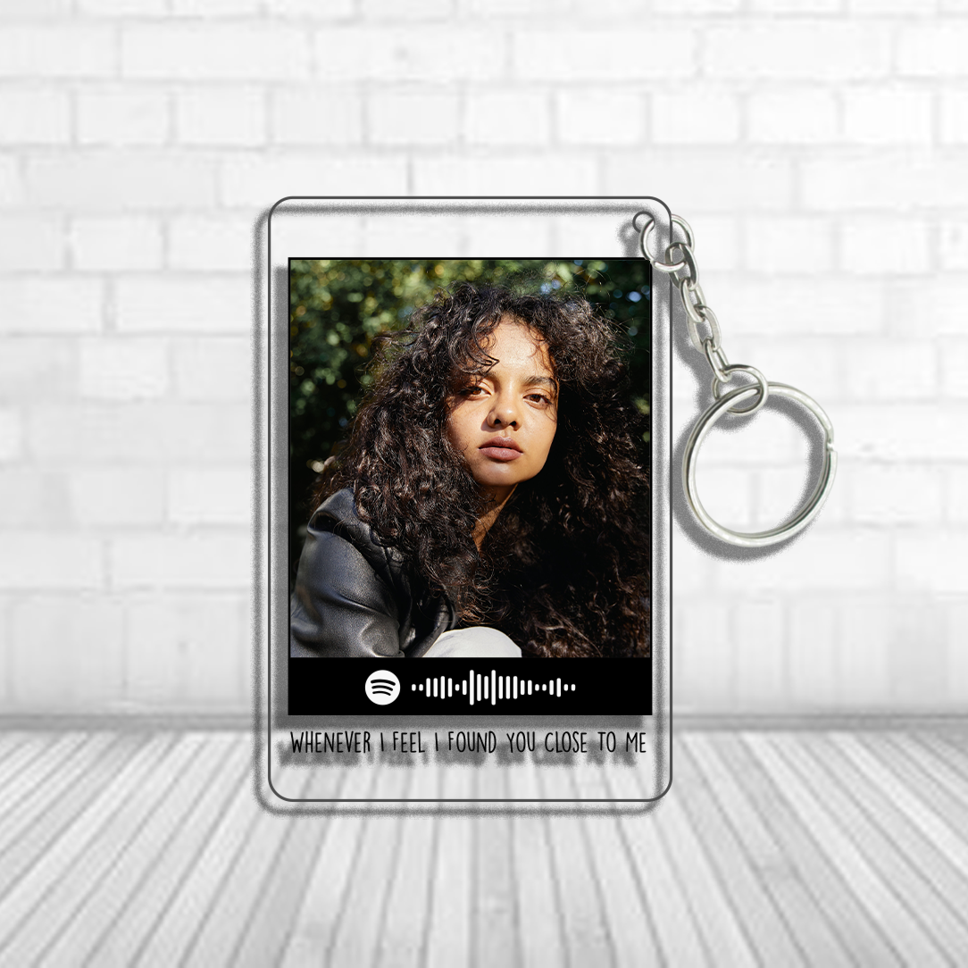 Custom Large Size Photo Avatar Spotify Music Code Keychain in Six Colors