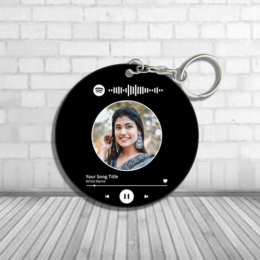 Personalized Round Shaped Spotify Keychain in Six Colors